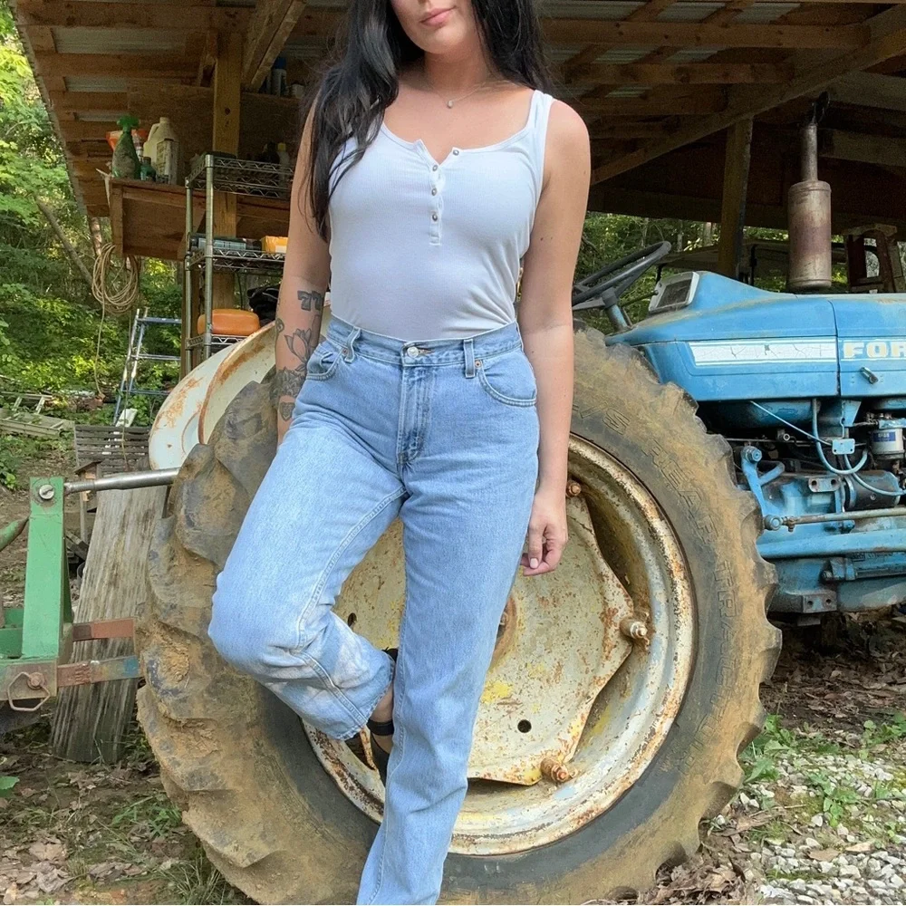 Sold - Picture 5 of 7